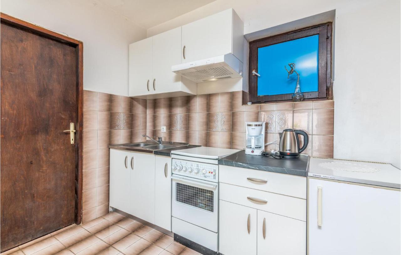 Lovely Apartment In Stara Baska With Wifi Exterior photo