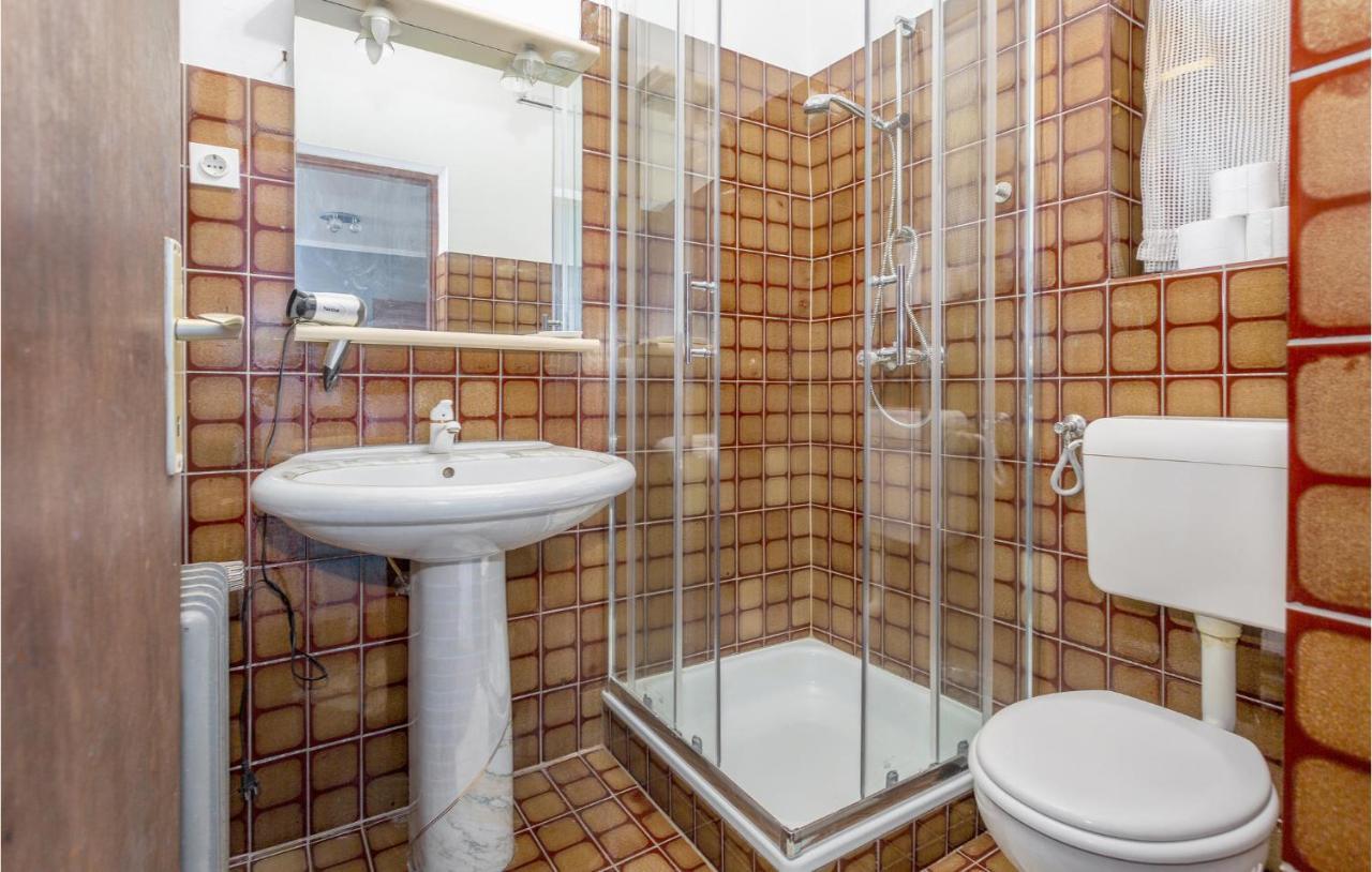 Lovely Apartment In Stara Baska With Wifi Exterior photo